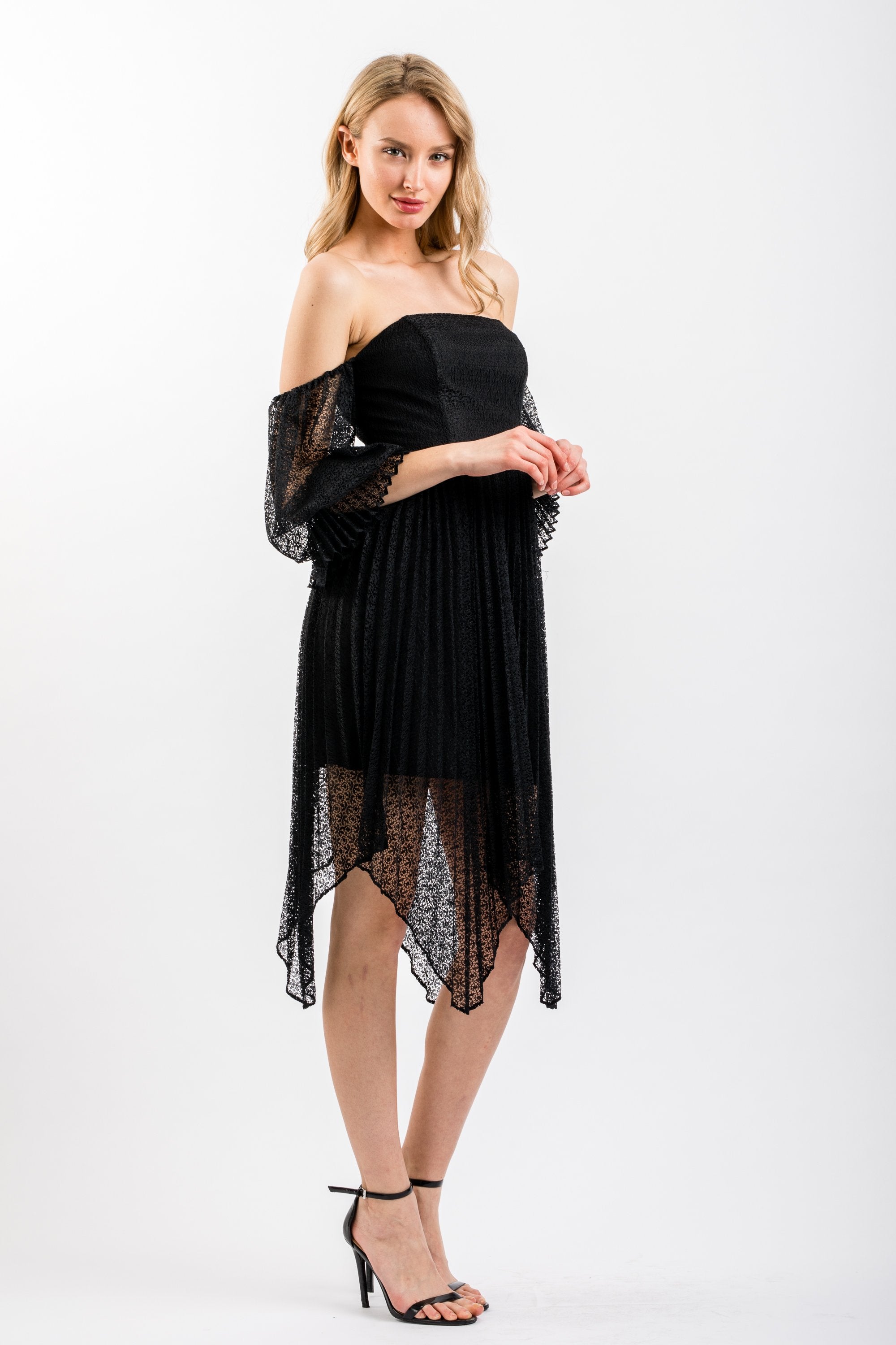 keepsake Ignite Dress Black - Room 29