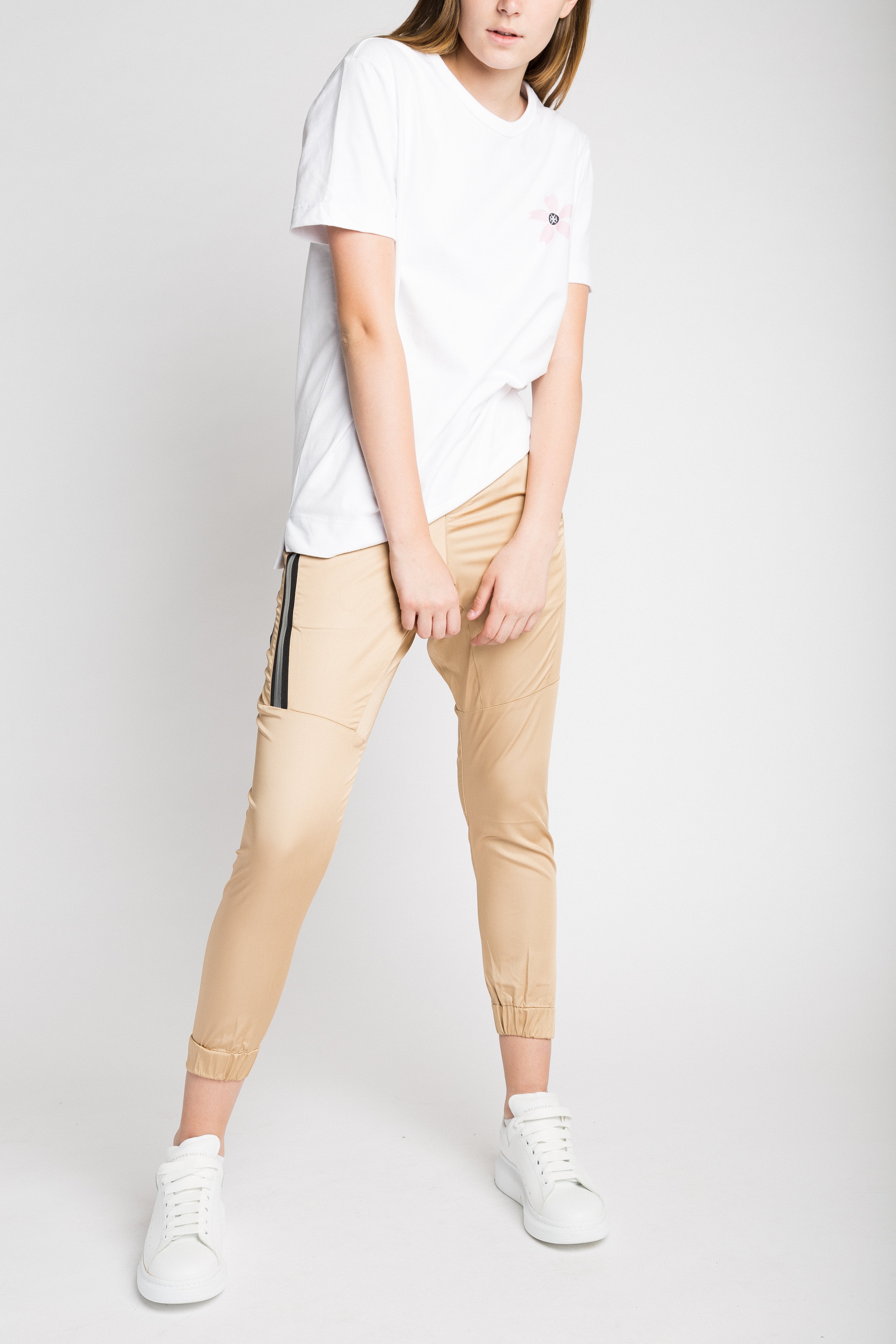 The J Canada Logo Joggers Khaki - Room 29